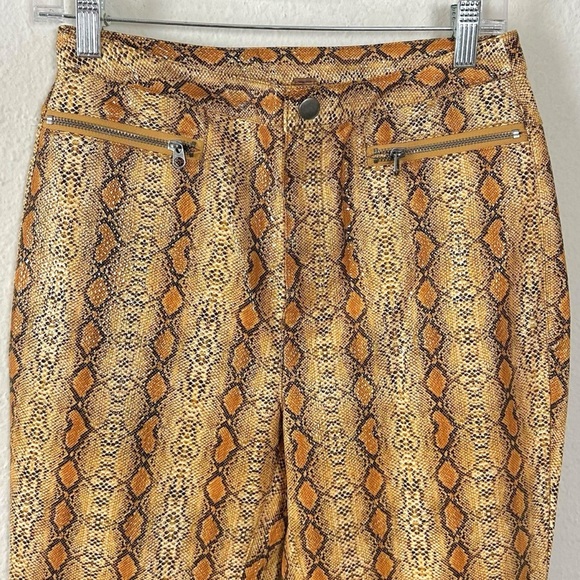 Free People Western Bohemian Snakeskin Wild Horses Vegan Pants Jeans Size 4 Boho - Picture 6 of 12